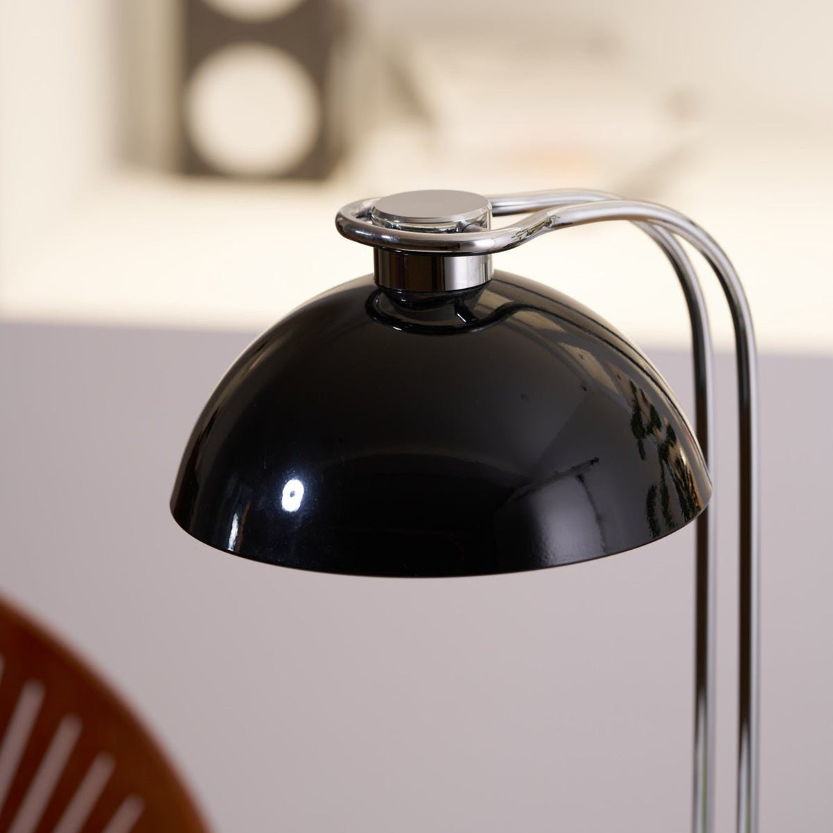 Lucanella Contemporary Acrylic Table lamp