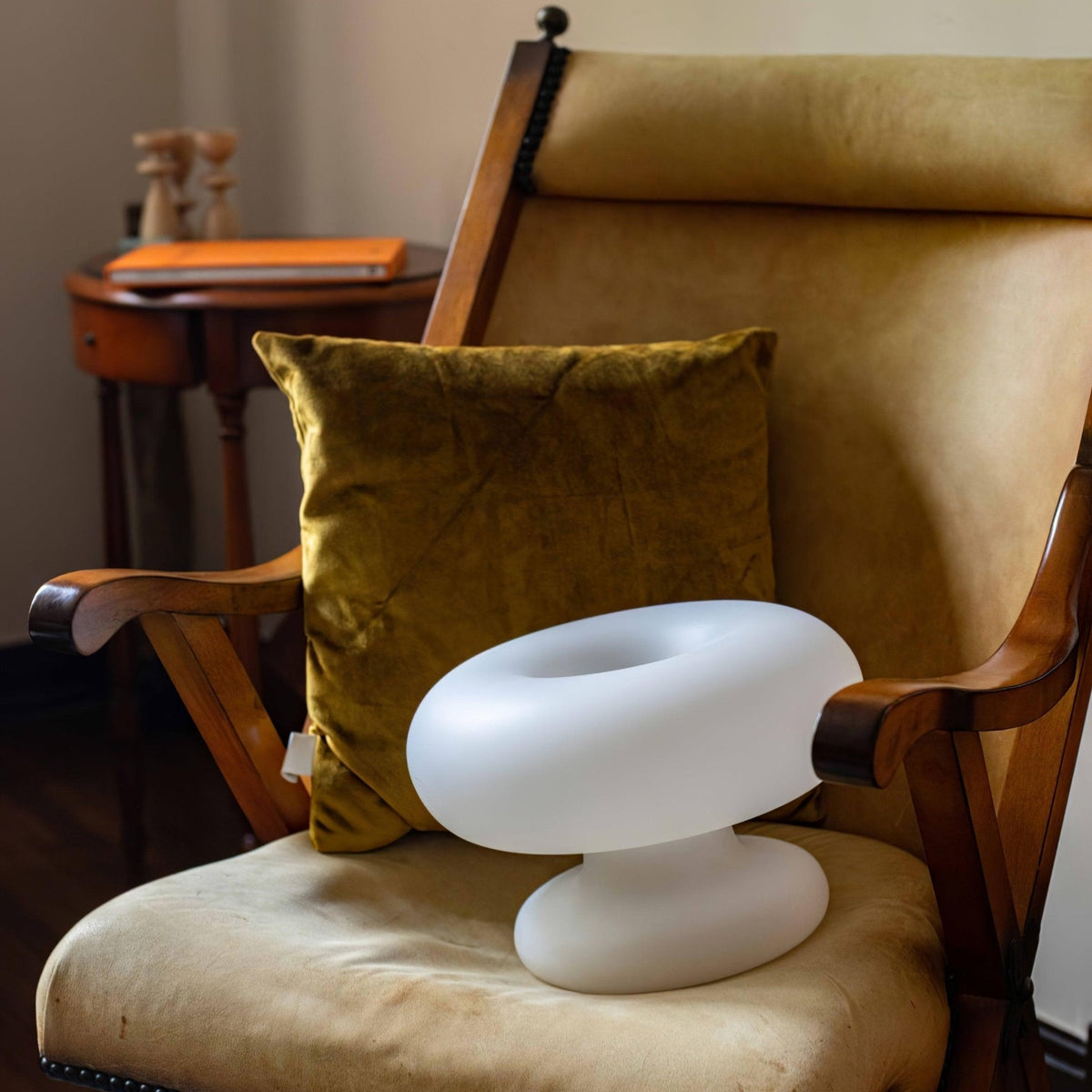 Liorirette Glass Contemporary Table Lamp