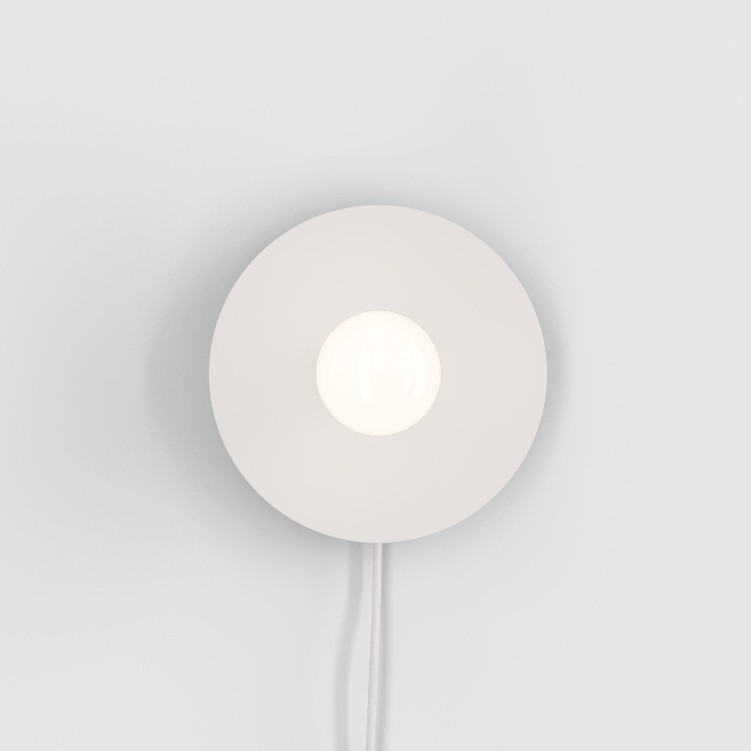 Soluise Wall Lamp Brass Bulb