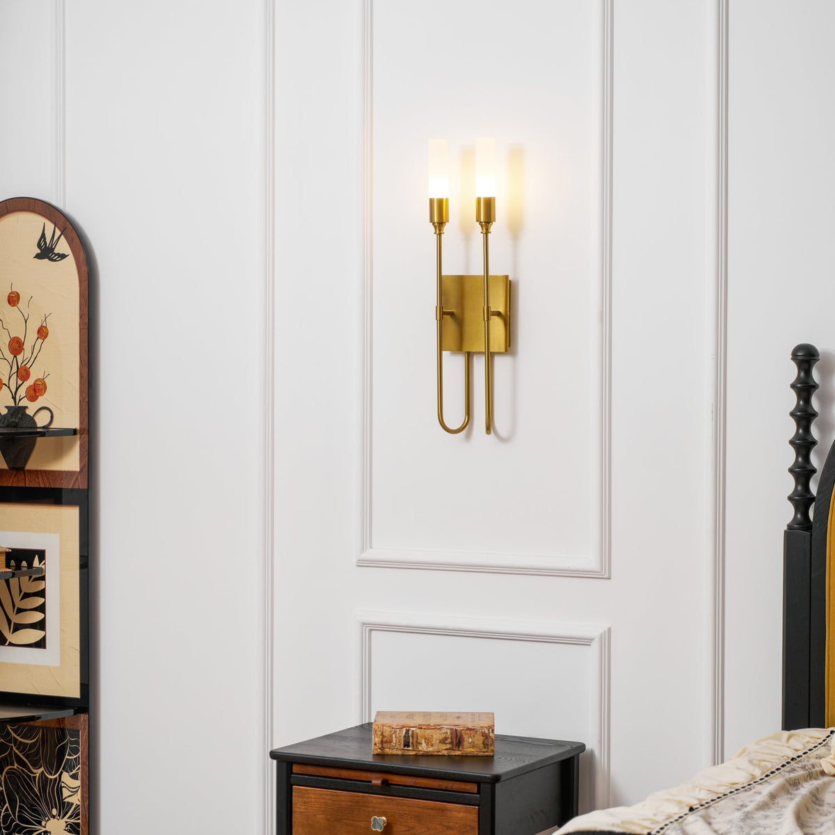 Silverstone Double Arrow Indoor Wall Light