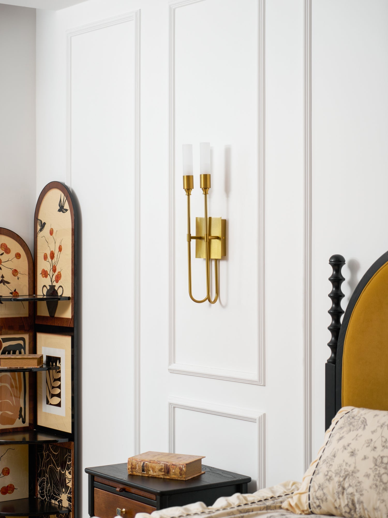 Silverstone Double Arrow Indoor Wall Light