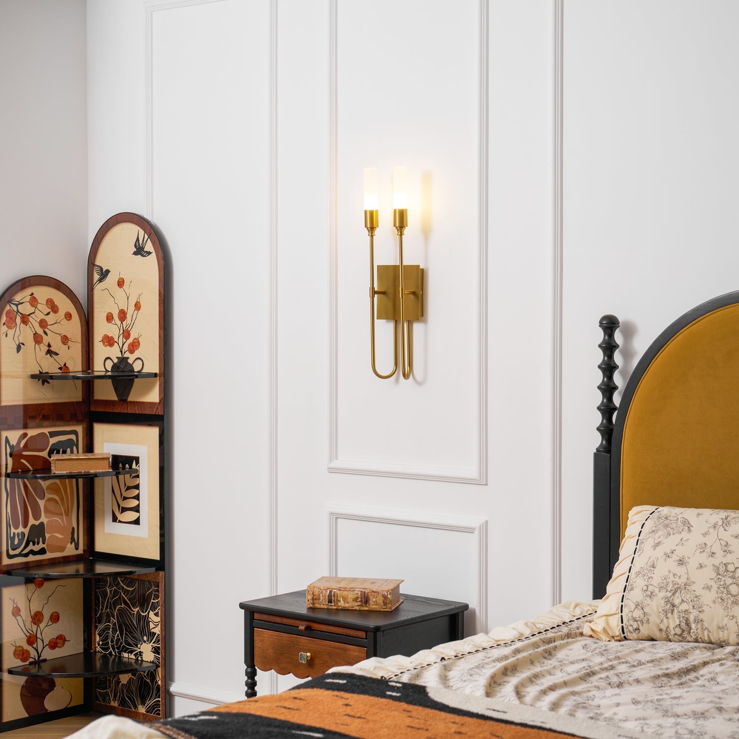 Silverstone Double Arrow Indoor Wall Light