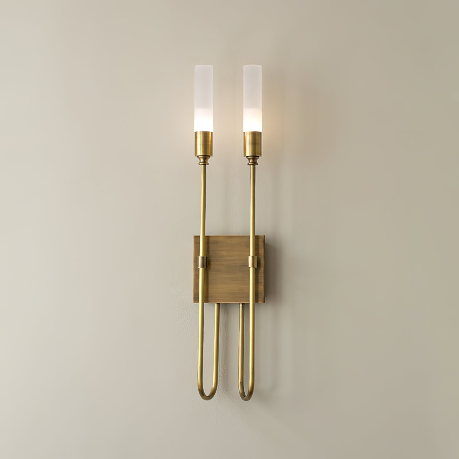 Silverstone Double Arrow Indoor Wall Light
