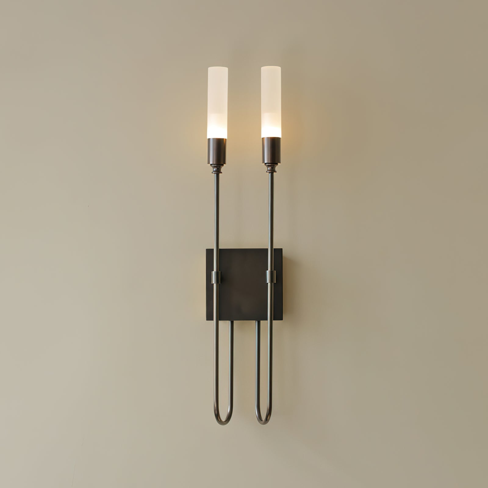 Silverstone Double Arrow Indoor Wall Light