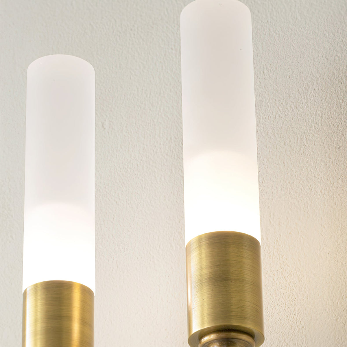 Silverstone Double Arrow Indoor Wall Light