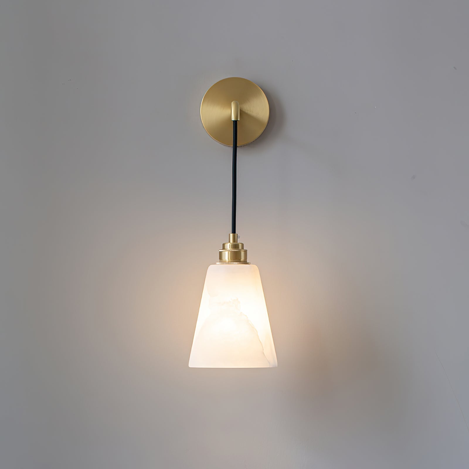 Yarlan Alabaster Wall Pendant Light