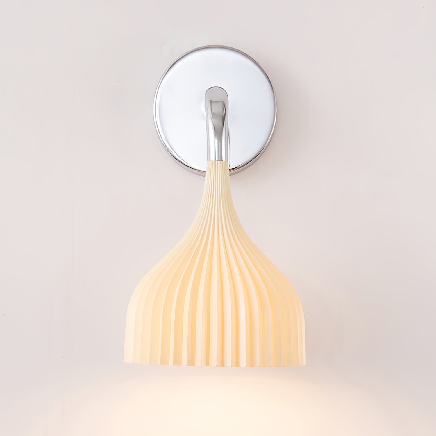 Aurzorus Modern Minimalist Plastic Wall Lamp