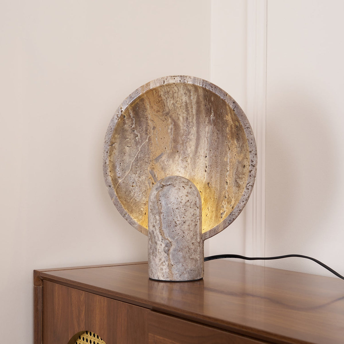 Valemu Saucer-Base Travertine Table Lamp