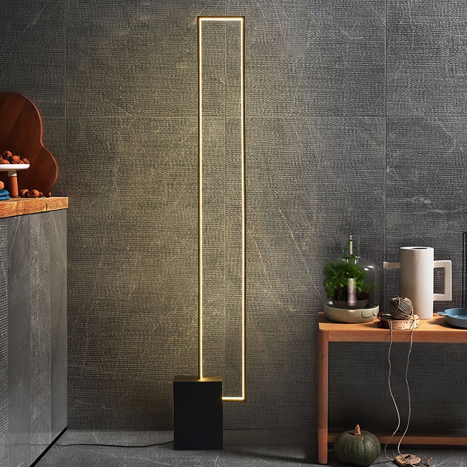 Keloza Aluminum Floor Lamp