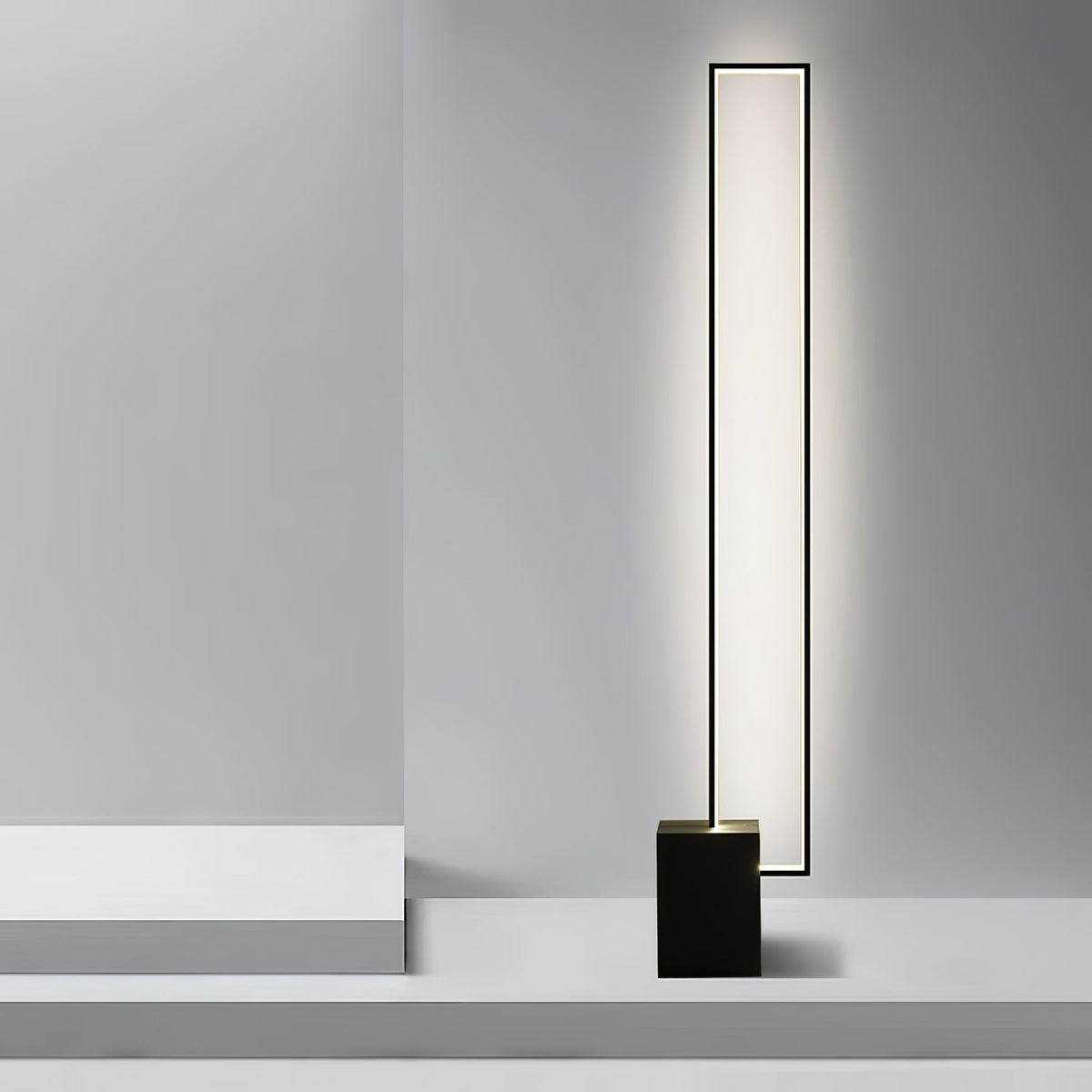 Keloza Aluminum Floor Lamp