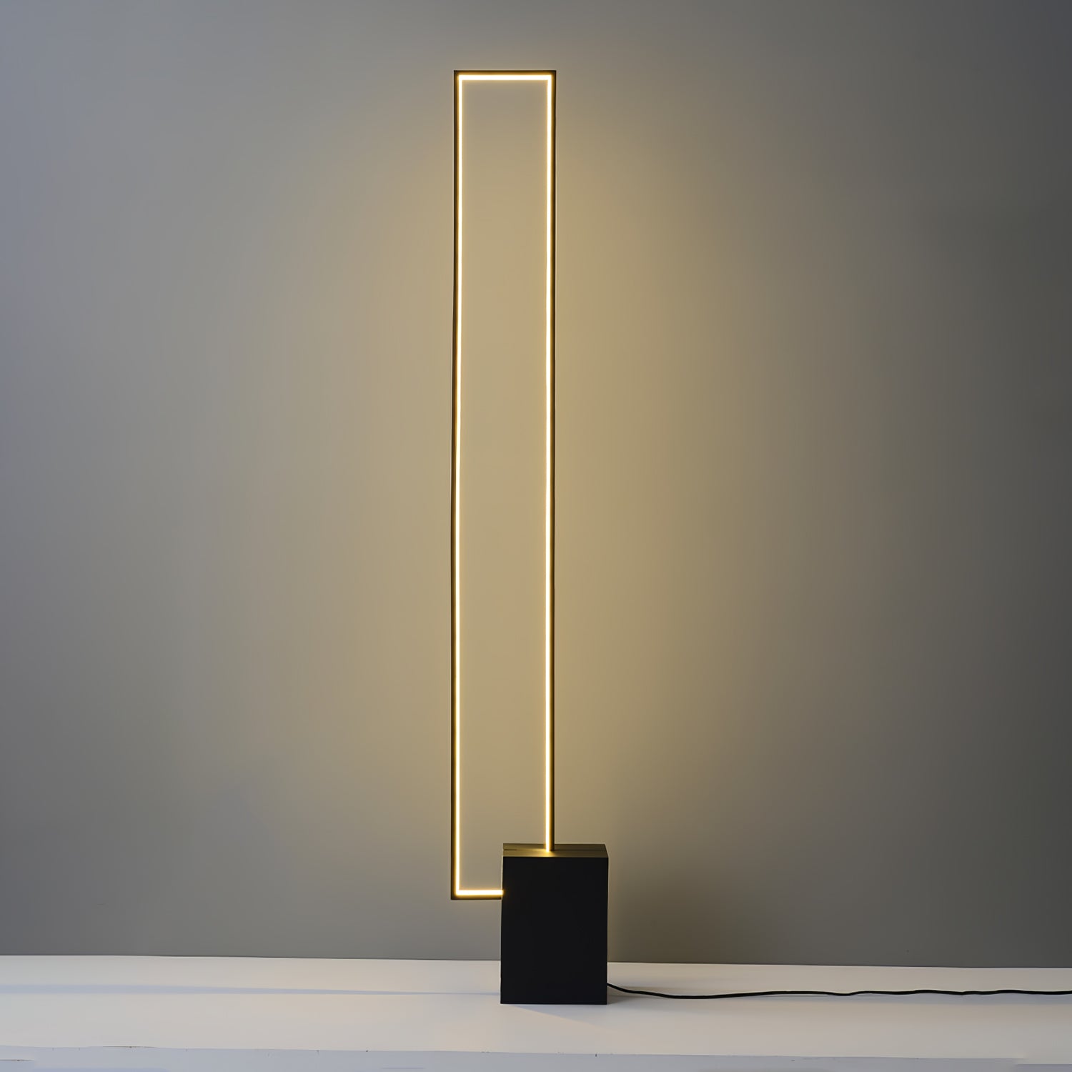 Keloza Aluminum Floor Lamp
