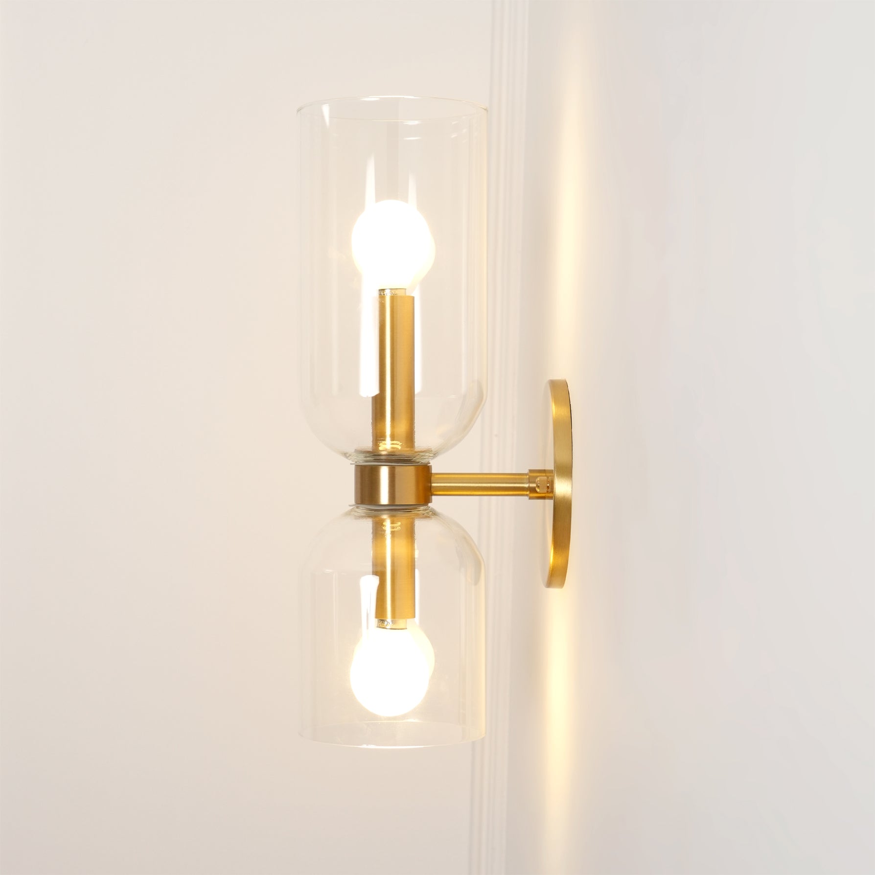 Zildes Nordic Art Plug-In Glass Wall Lamp