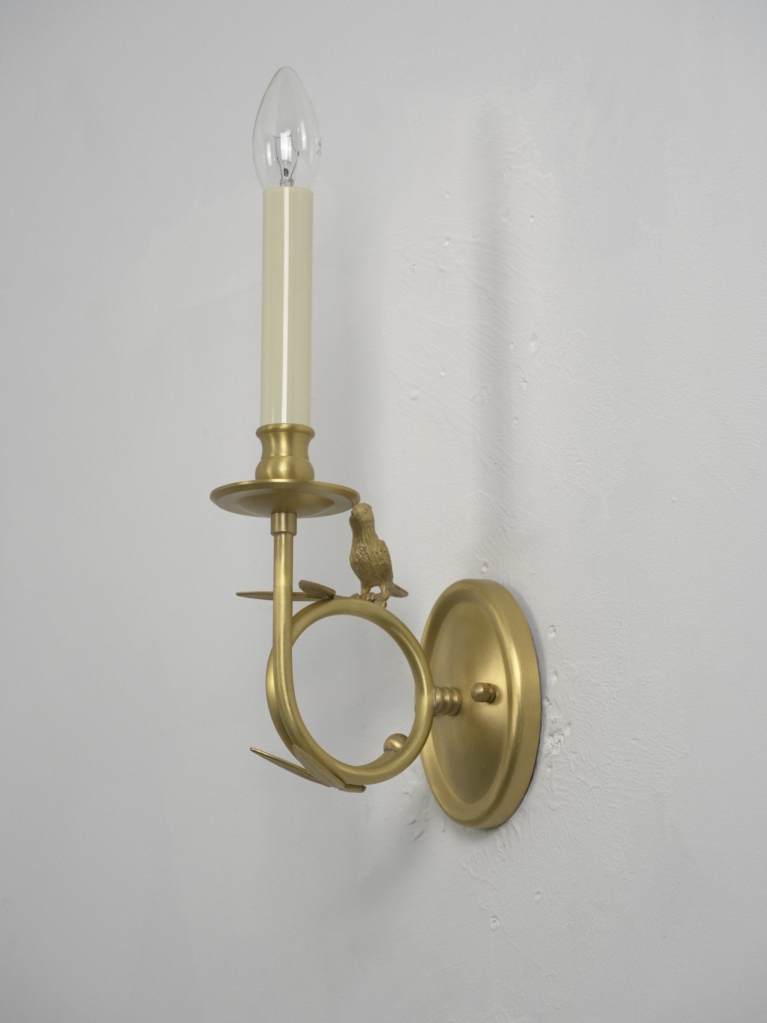 Jexdo Brass Elegant Wall Lamp