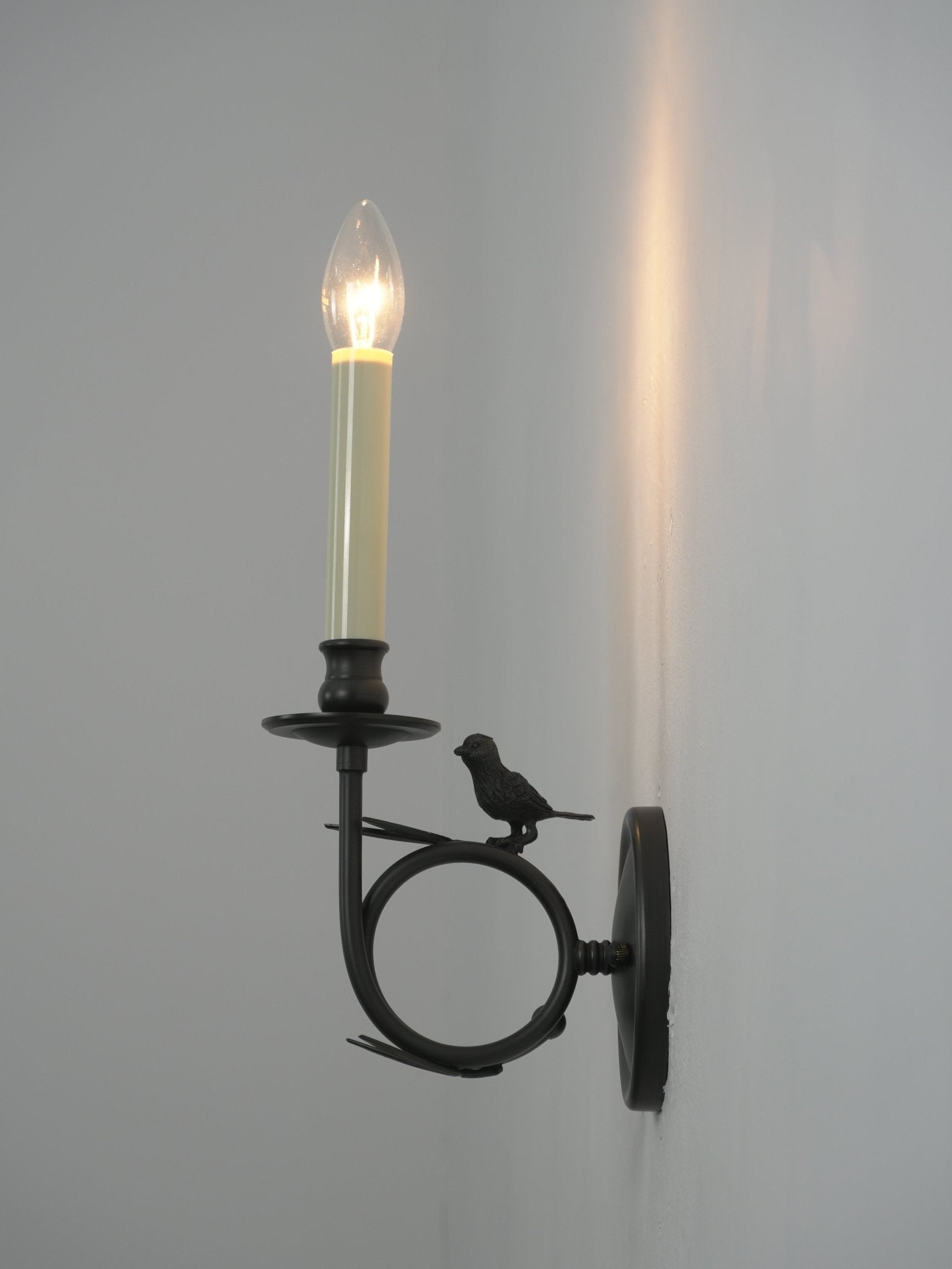 Jexdo Brass Elegant Wall Lamp