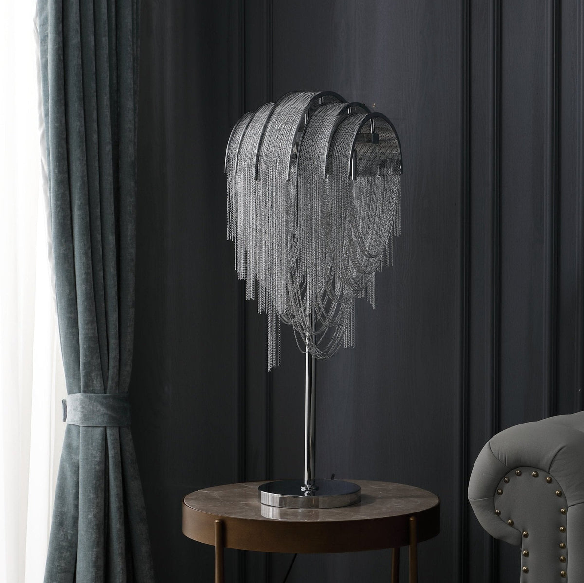 Hune Steel Artistic Table Lamp