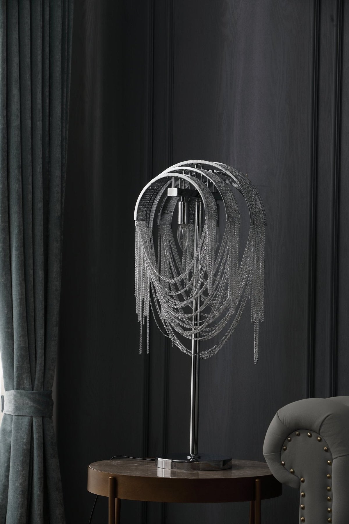 Hune Steel Artistic Table Lamp