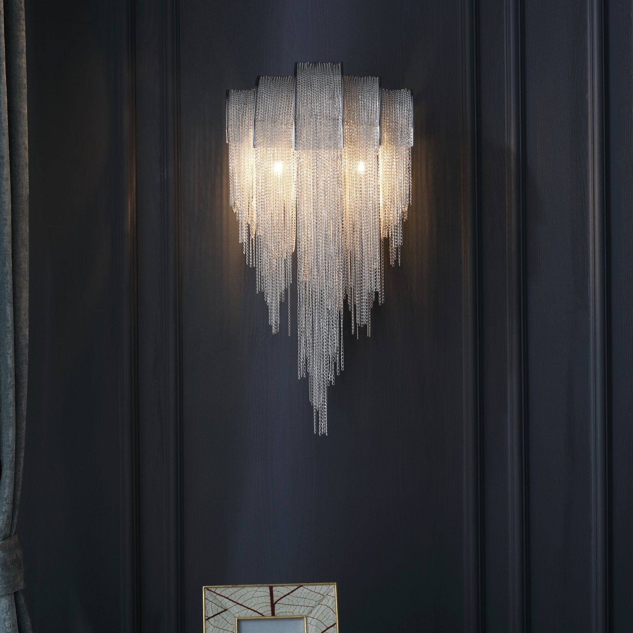 Chains Postmodern Luxury Tassel Wall Lamp