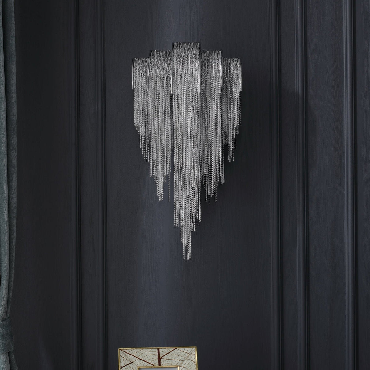Chains Postmodern Luxury Tassel Wall Lamp