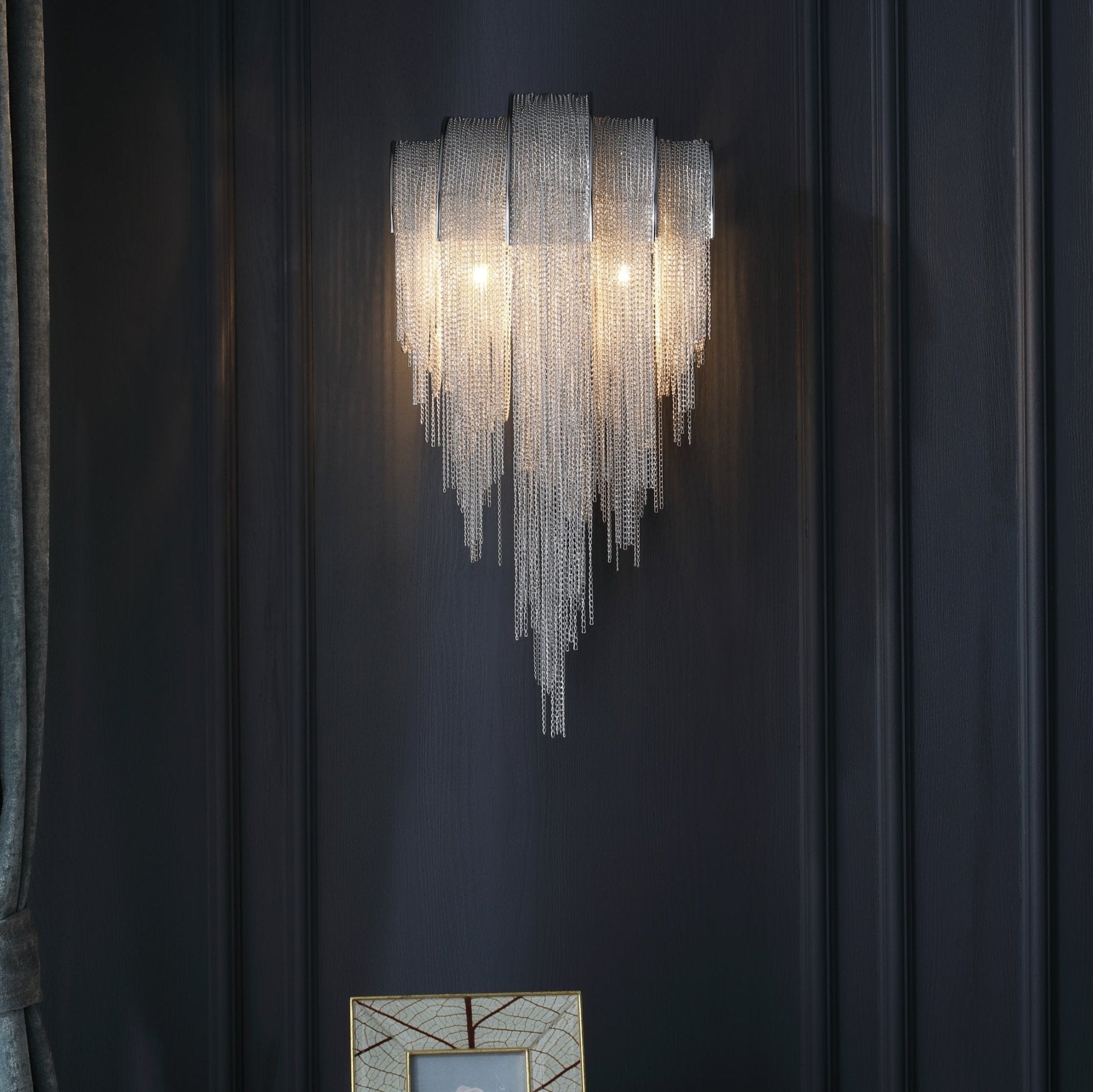 Chains Postmodern Luxury Tassel Wall Lamp