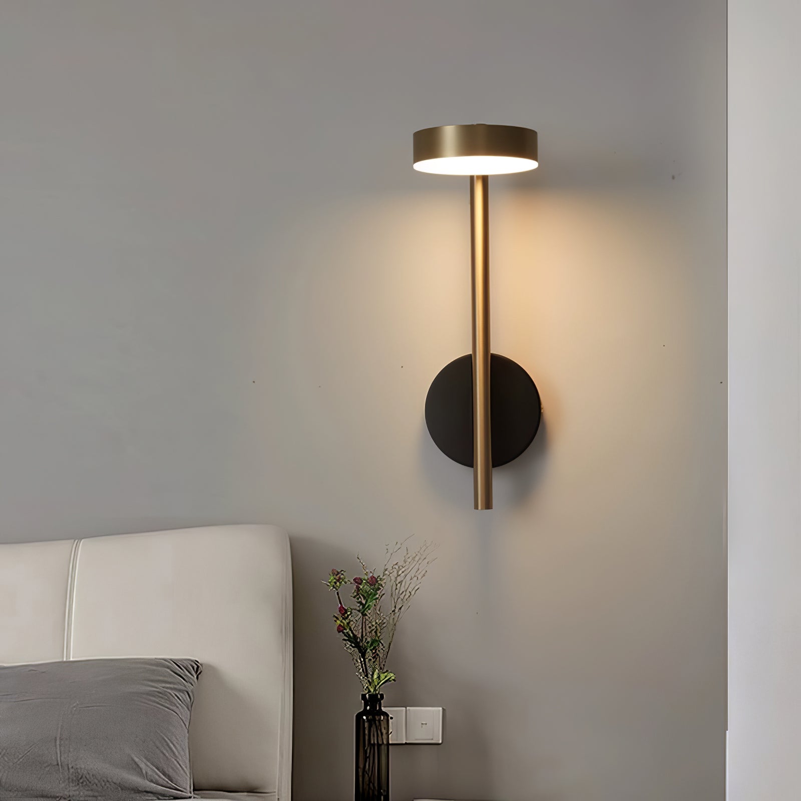 Umirarae Modern Minimalist Wall Lamp
