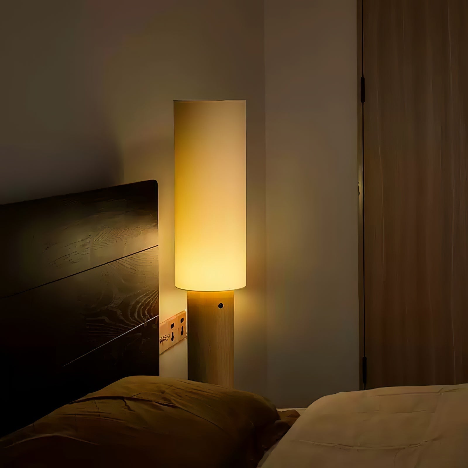 Uvynir Cylindrical Wood Floor Lamp