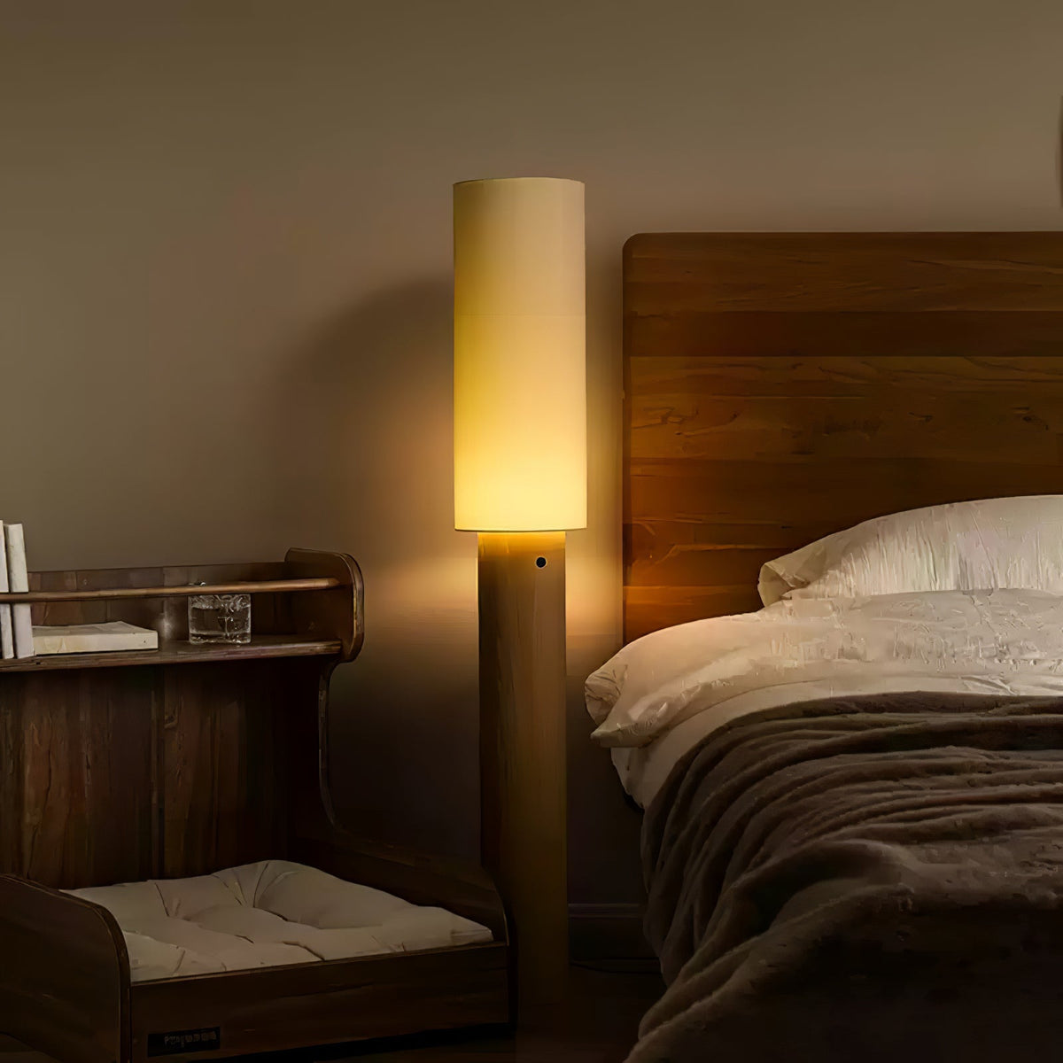 Uvynir Cylindrical Wood Floor Lamp