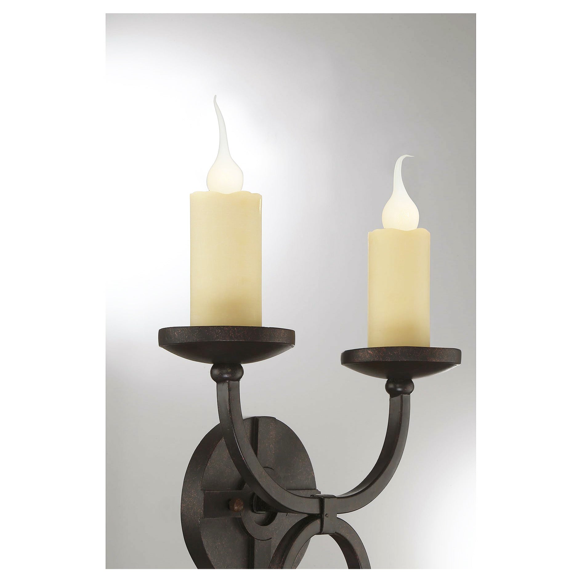 Calaniella Wall Lamp