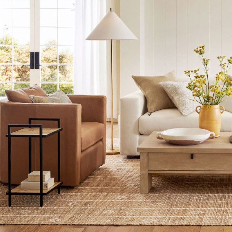 Urath Minimalist Brass Floor Lamp