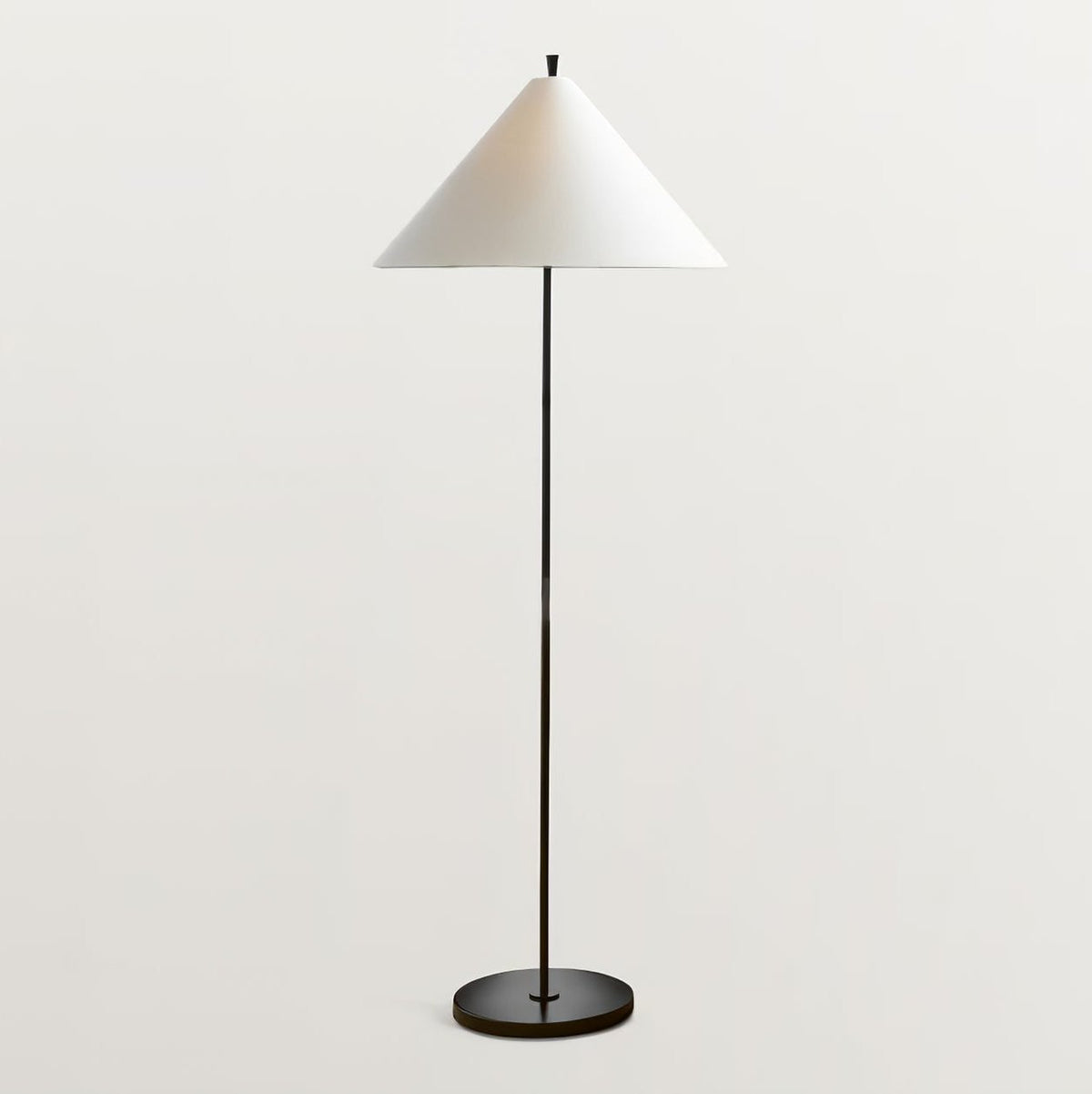 Urath Minimalist Brass Floor Lamp