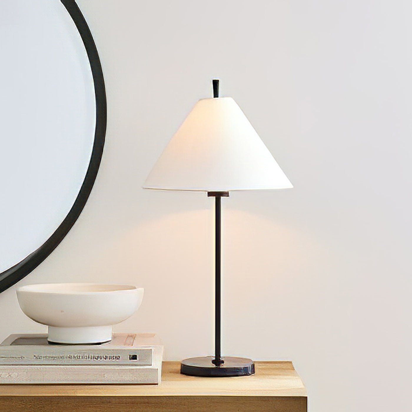 Sorivina Elegant Cone Table Lamp