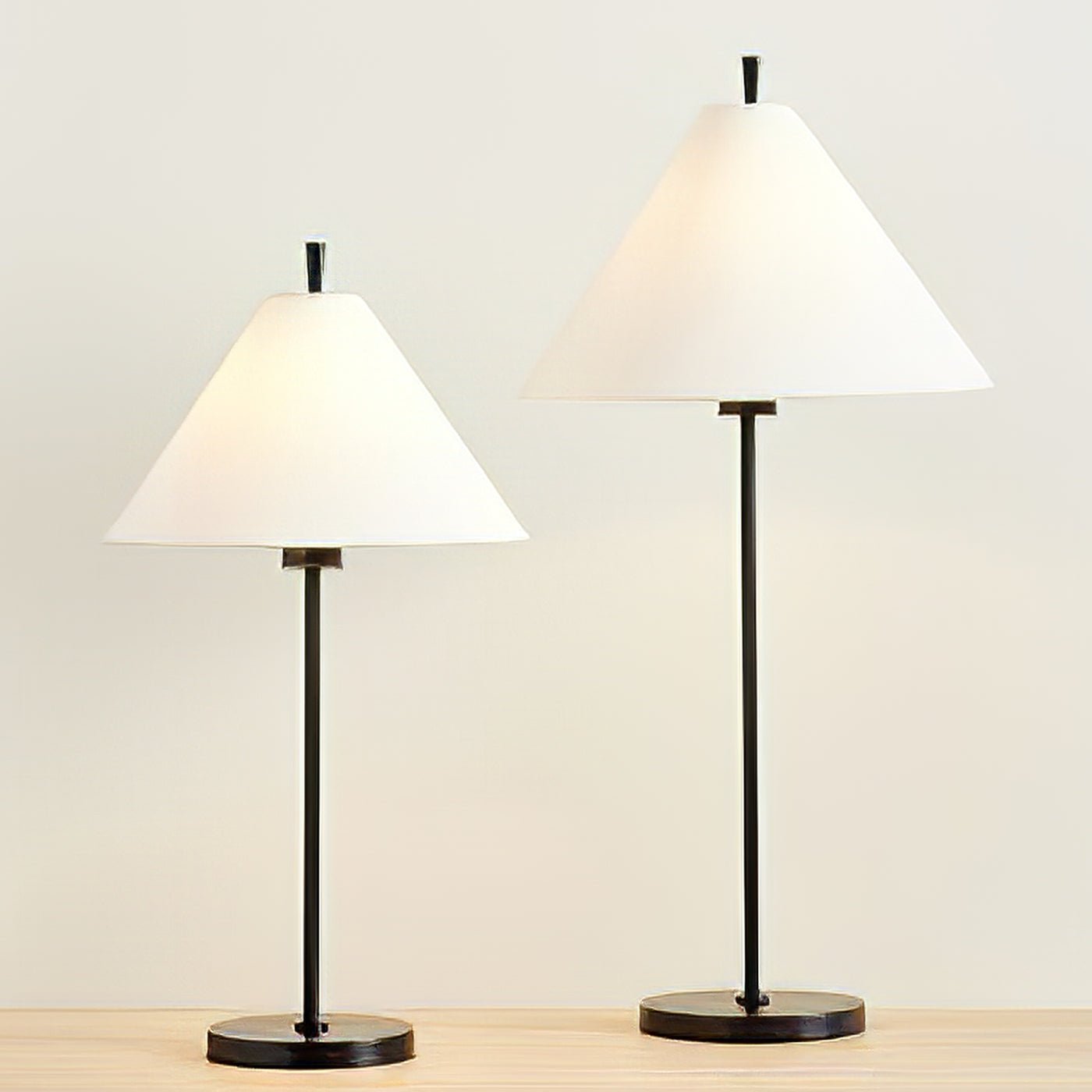 Sorivina Elegant Cone Table Lamp