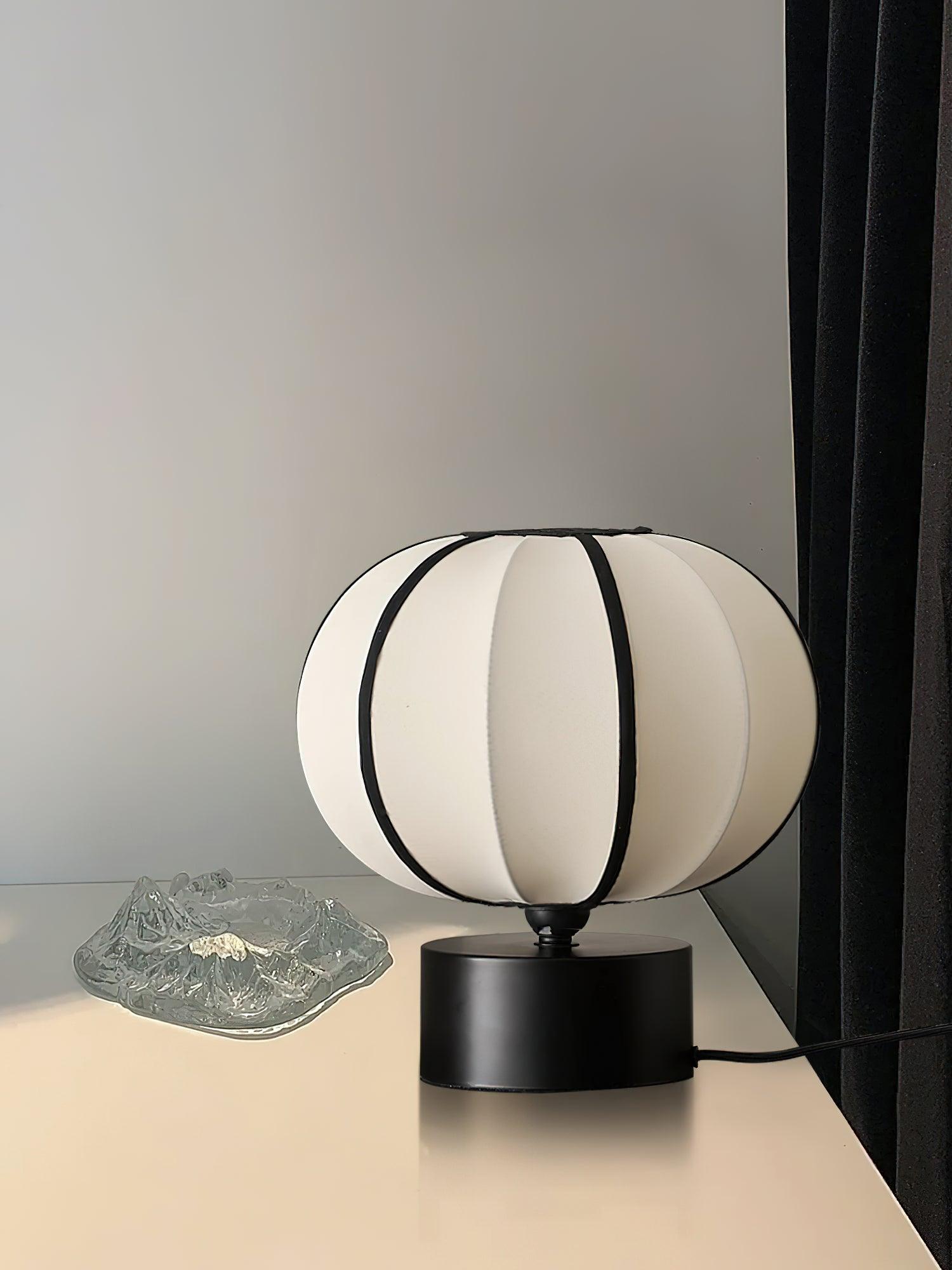 Blugan Contemporary Table Lamp