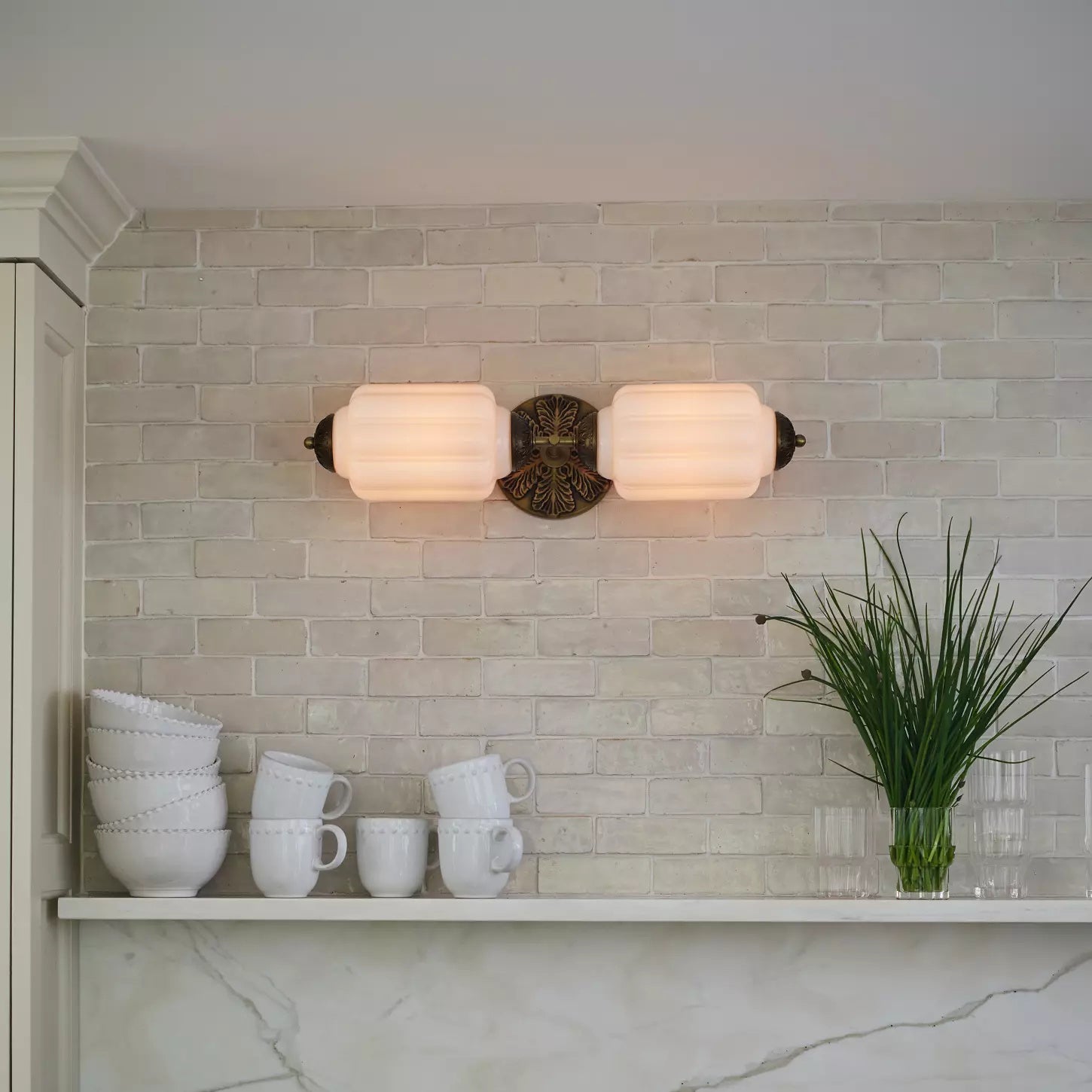 Belvaria Sconce
