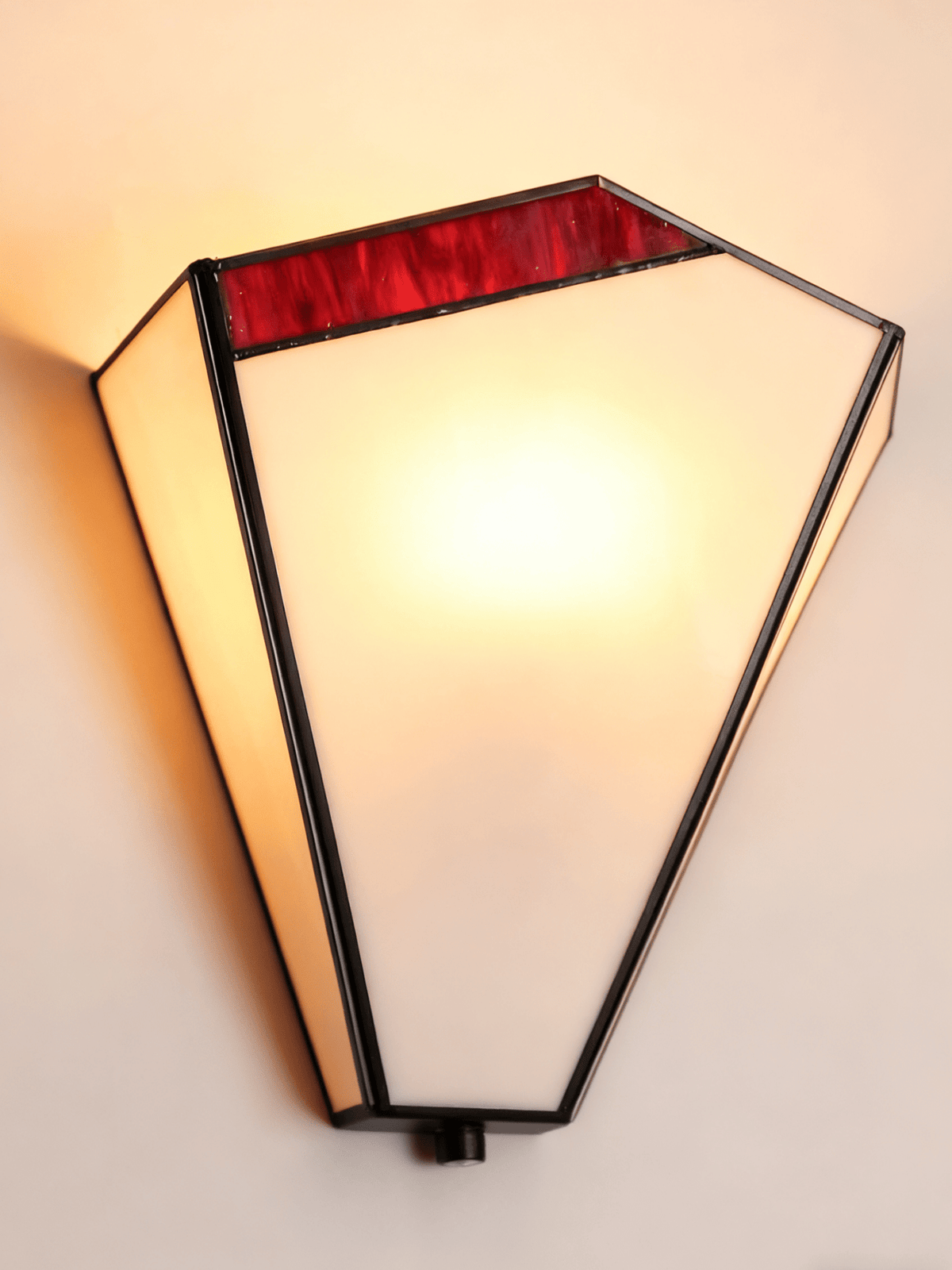Lila Deco Sconce