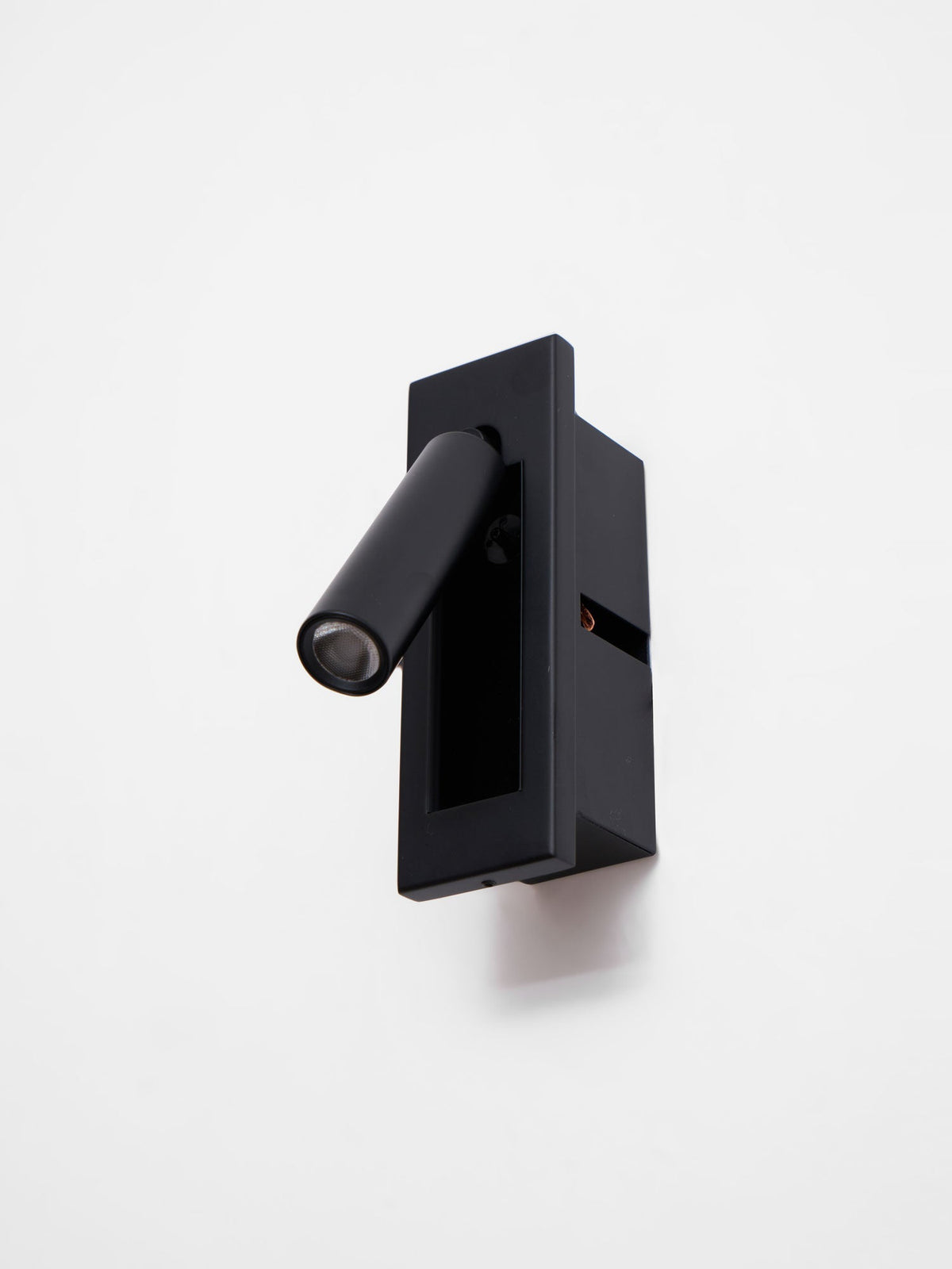 Everwick Embedded Bedside Indoor Wall Light