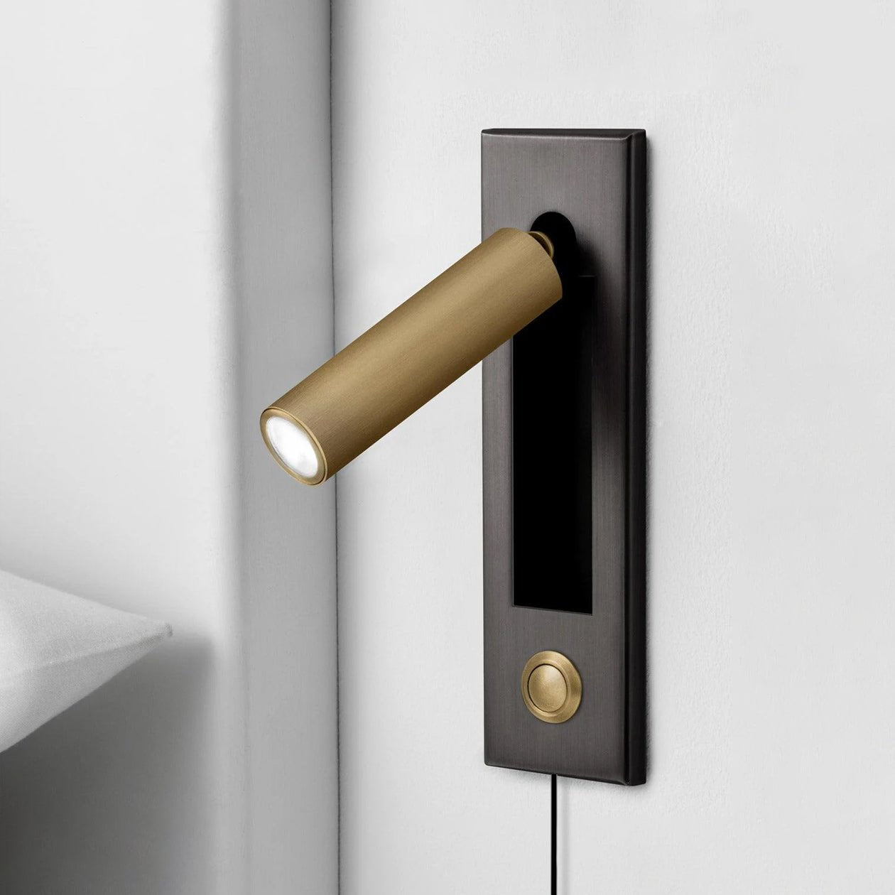 Eurvaran Embedded Bedside Plug-in Sconce Wall lamp - Neutral Decor