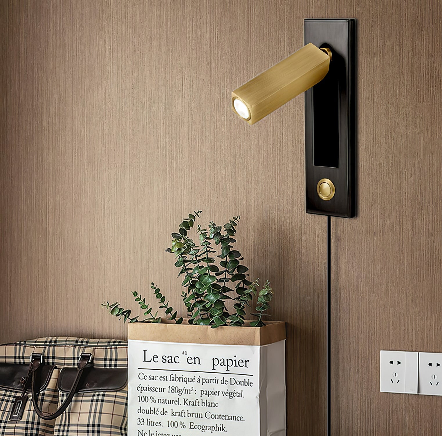 Eurvaran Embedded Bedside Plug-in Sconce Wall lamp - Neutral Decor