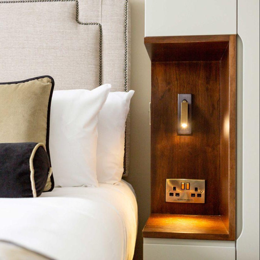 Eurvaran Embedded Bedside Plug-in Sconce Wall lamp - Neutral Decor