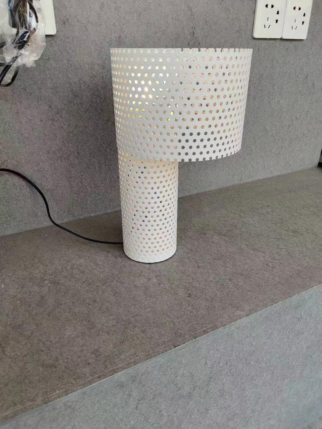 Ilsolyra Table Lamp