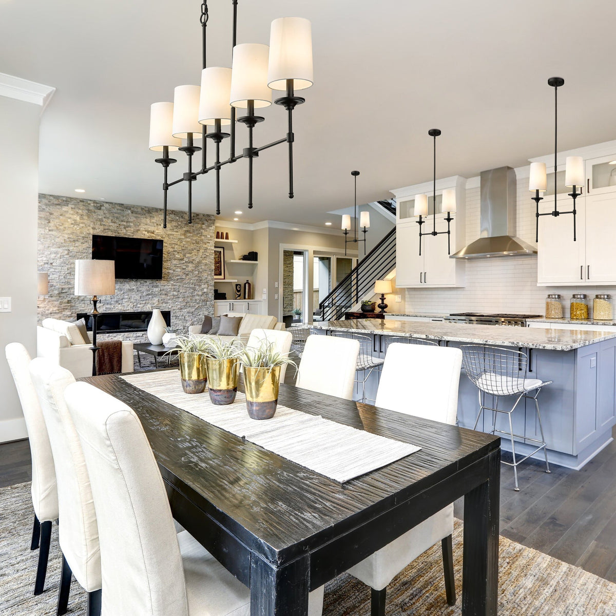 Cirelelia Linear Pendant Light
