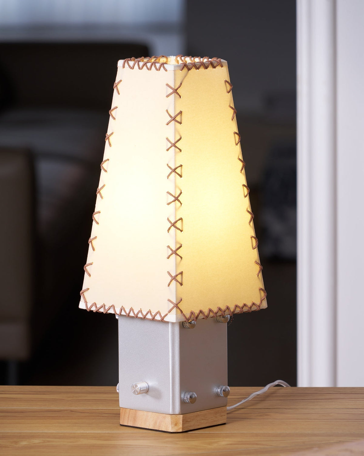 Cysl Table Lamp