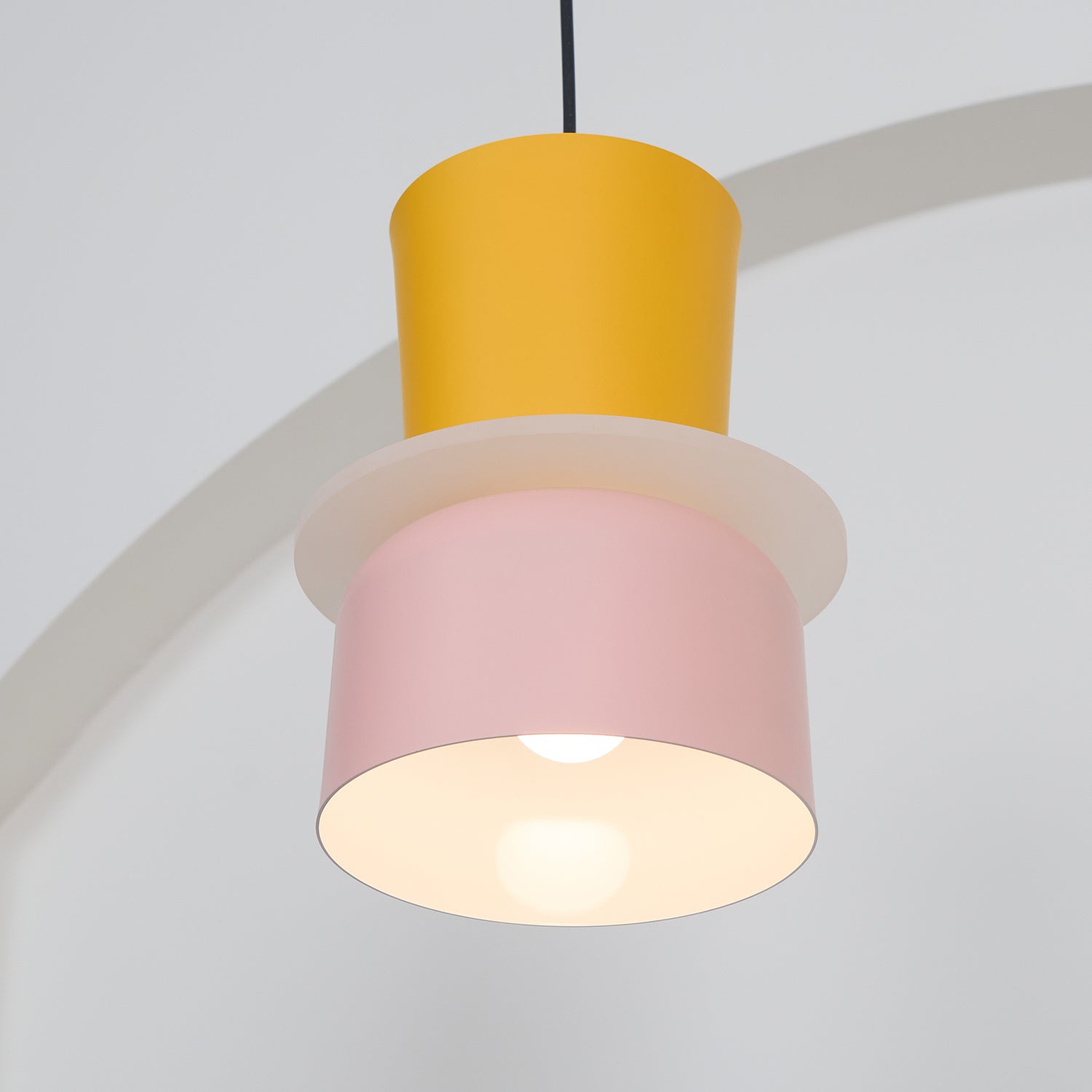 Vespece Acrylic Minimalistic Pendant Light