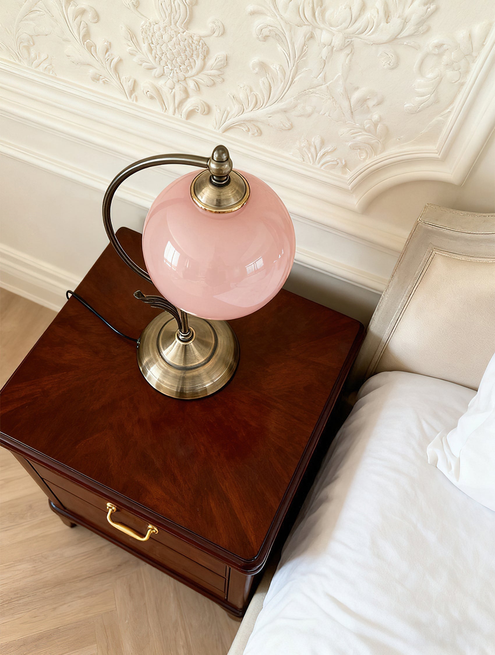 Alvora Glass Table Lamp