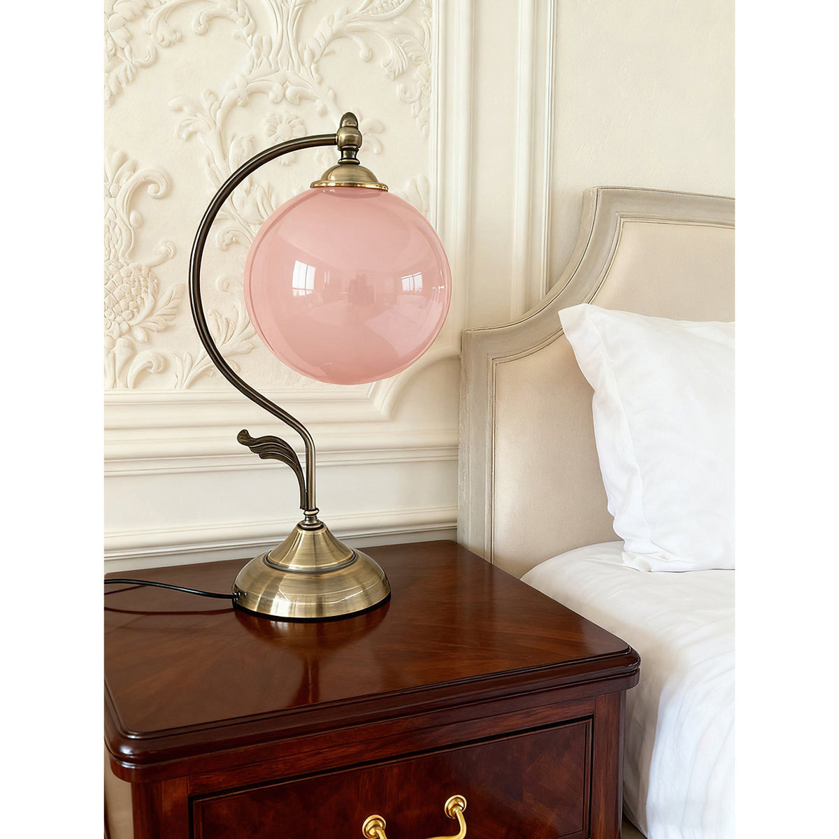 Alvora Glass Table Lamp