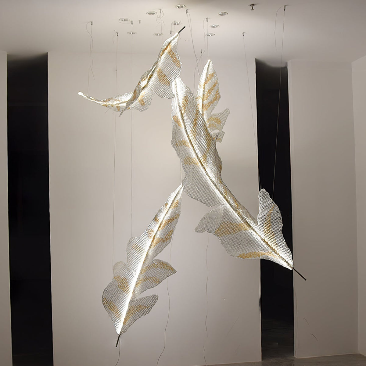 Velinine Individual Creativity Falling Leaves Glass Chandelier