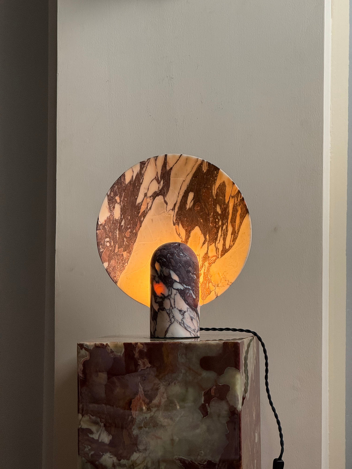 Ravellia Table Lamp