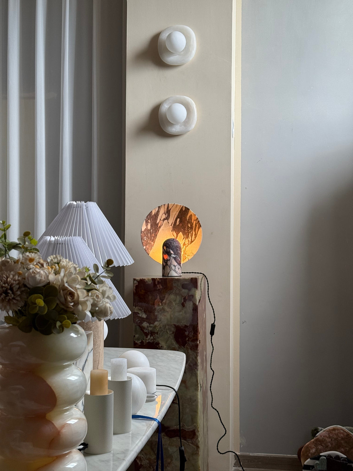 Ravellia Table Lamp