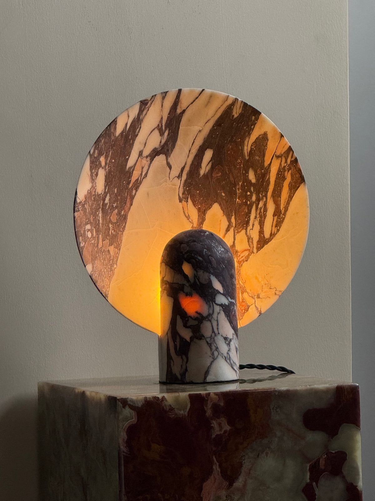 Ravellia Table Lamp