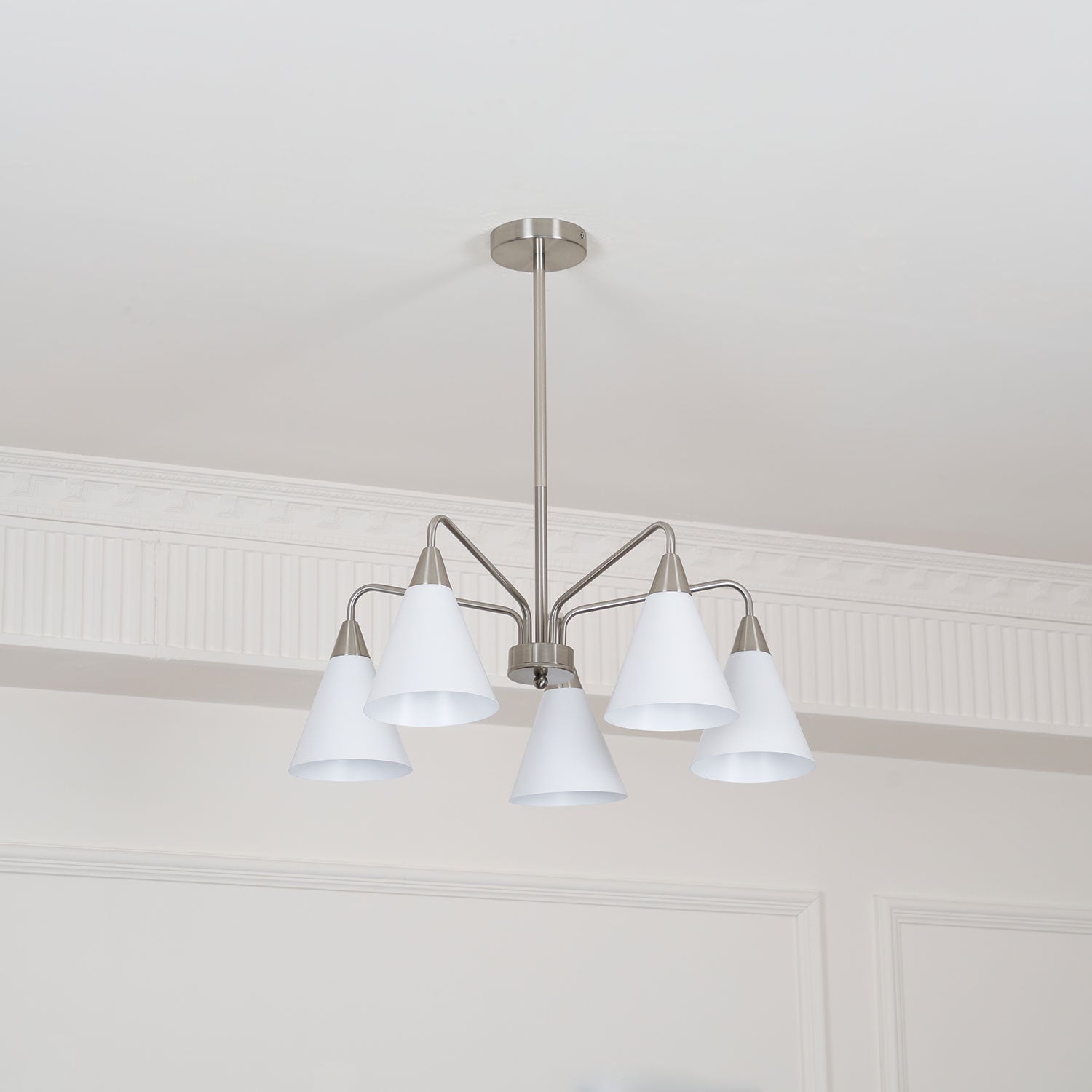 Elthaeth Premium Nordic Art Fashion Cono Chandelier