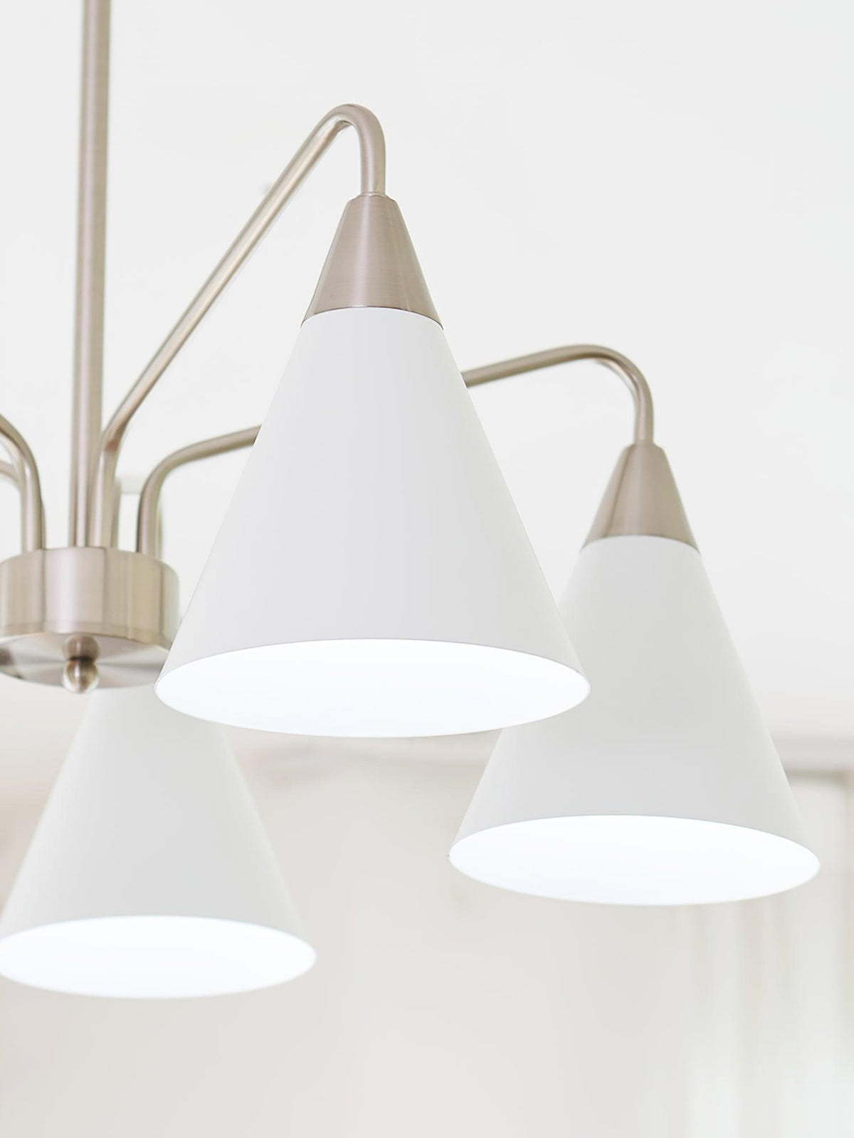 Elthaeth Premium Nordic Art Fashion Cono Chandelier